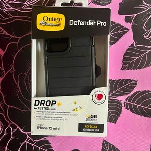 NWT Otterbox Defender;xtra-20% w/ any bundle fits both iPhone 12 mini & 13 mini.